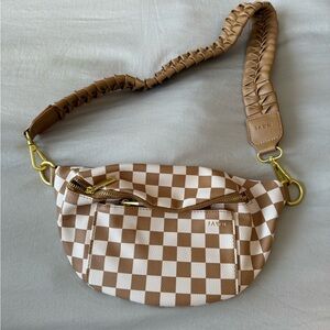 Fawn Design Fawny Pack Color: Tan and White Checkered